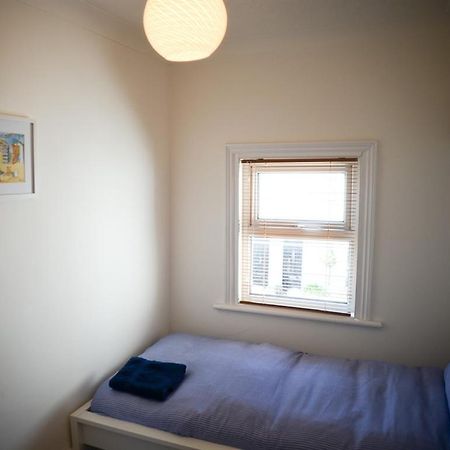 The Town House Apartment Worthing Exterior photo